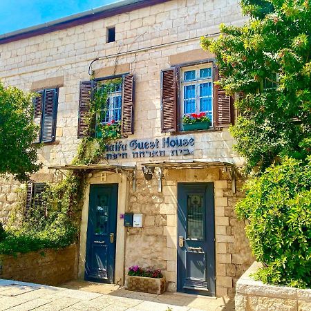 Haifa Guest House Екстериор снимка