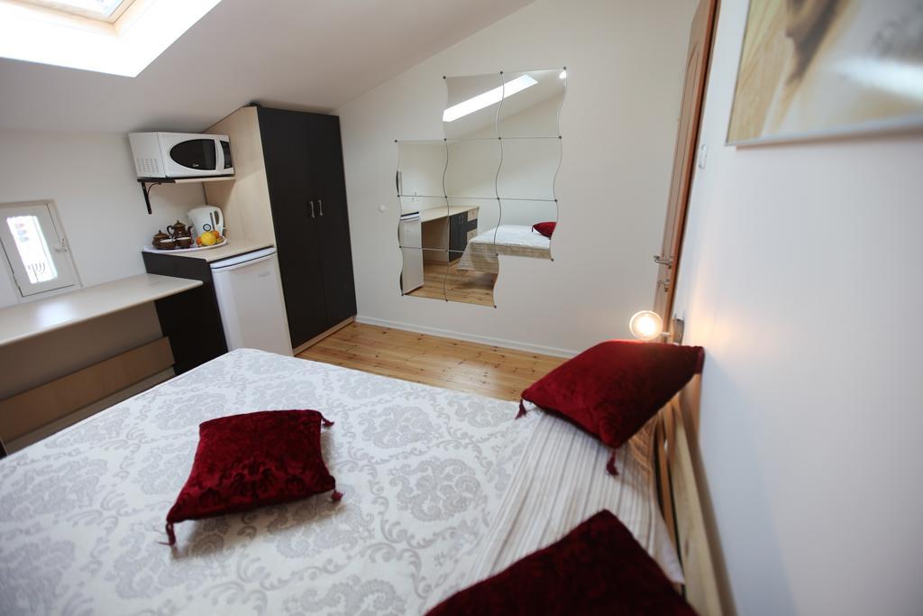 Haifa Guest House Стая снимка