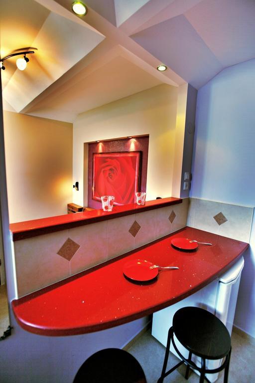 Haifa Guest House Стая снимка